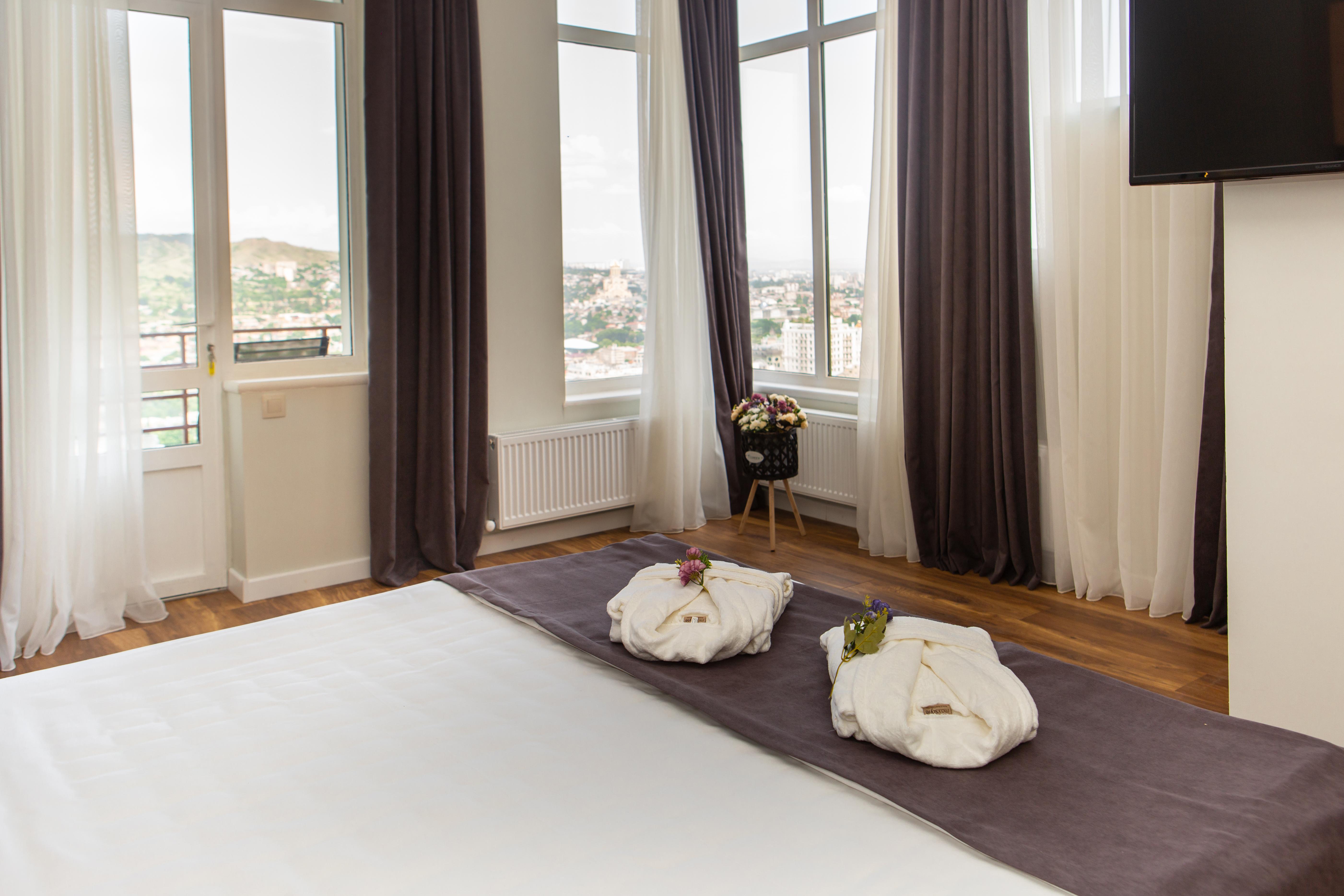 Vista Hotel Tbilisi Bagian luar foto